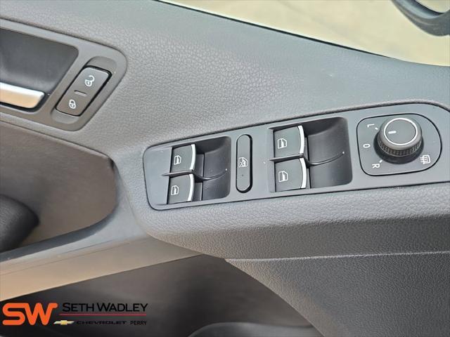 2016 Volkswagen Tiguan - $11,780