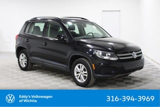 2016 Volkswagen Tiguan with Deep Black Exterior