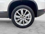 2013 Tiguan Thumbnail 13