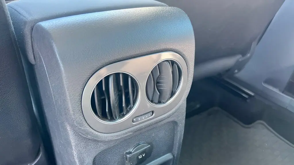 2013 Volkswagen Tiguan S 4Motion