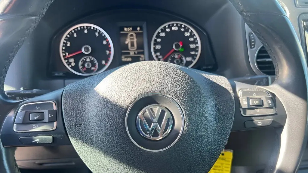 2013 Volkswagen Tiguan S 4Motion