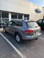 2016 Touareg Thumbnail 5