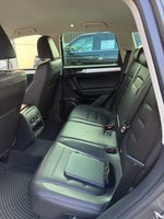 2016 Touareg Thumbnail 9