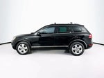 2013 Touareg Thumbnail 3