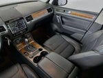 2013 Touareg Thumbnail 11