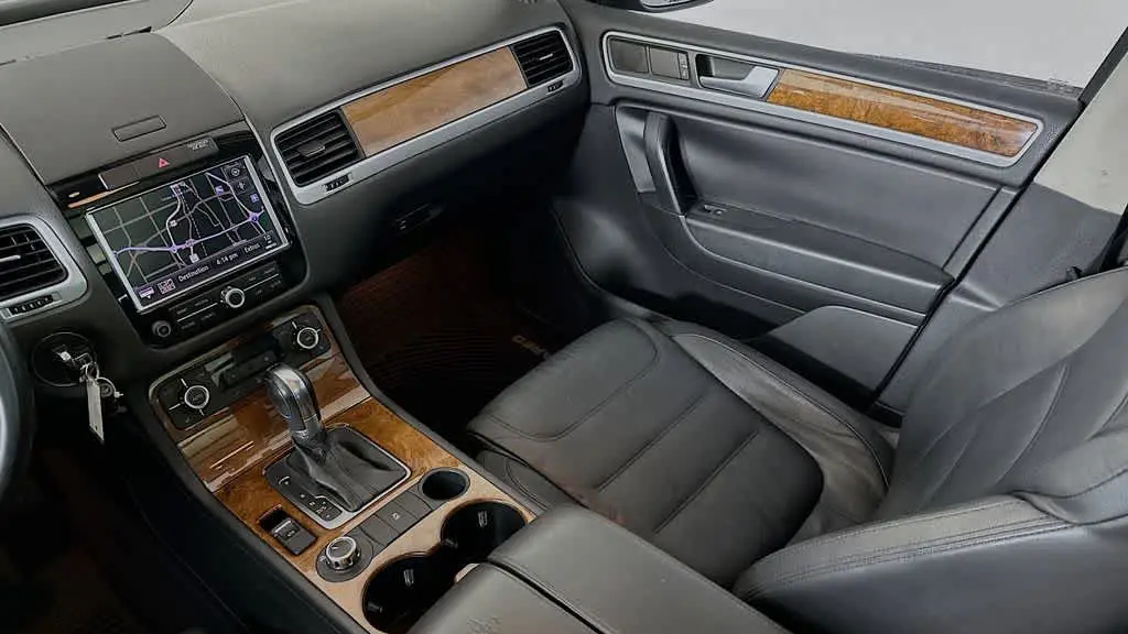 2013 Volkswagen Touareg TDI Sport