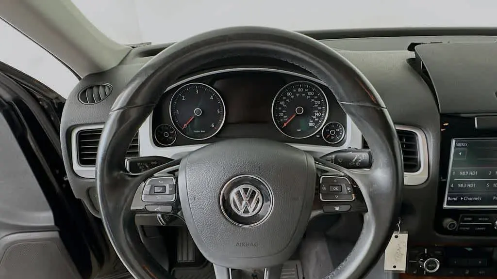 2013 Volkswagen Touareg TDI Sport