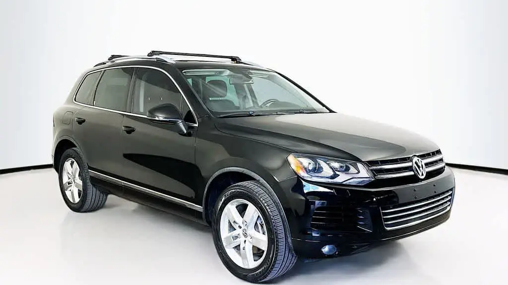 2013 Volkswagen Touareg TDI Sport