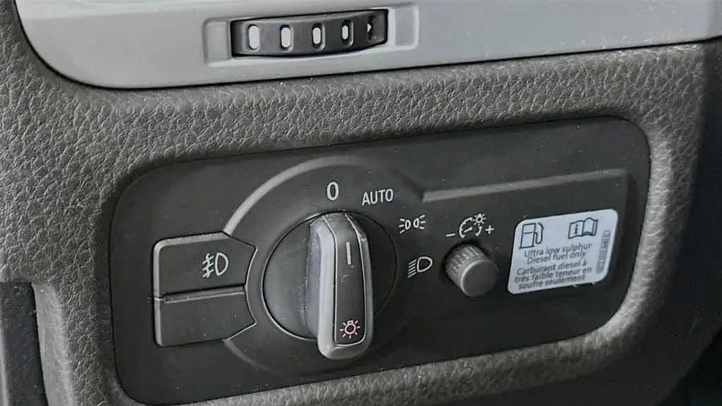 2013 Volkswagen Touareg TDI Sport
