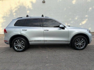 2016 Volkswagen Touareg AWD TDI Sport 4DR SUV W/Technology