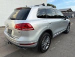 2016 Touareg Thumbnail 2
