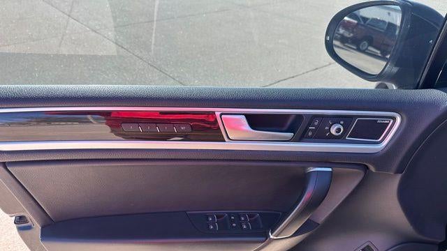 2016 Volkswagen Touareg TDI Sport
