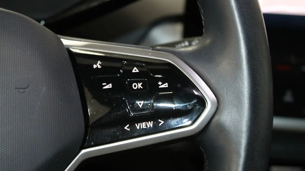 2022 Volkswagen ID 4  Pro S
