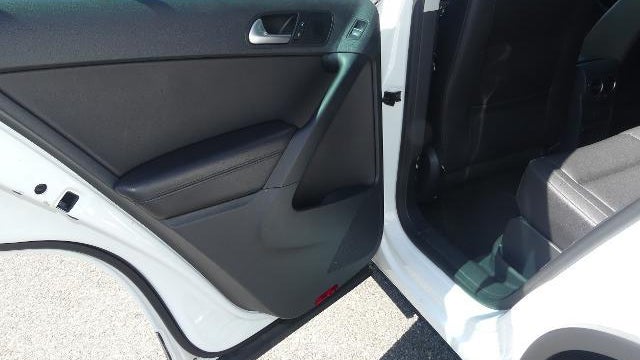 2017 Volkswagen Tiguan 2.0T Wolfsburg Edition 4Motion