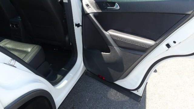 2017 Volkswagen Tiguan 2.0T Wolfsburg Edition 4Motion