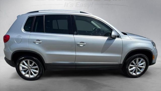 2017 Volkswagen Tiguan 2.0T Wolfsburg Edition 4Motion