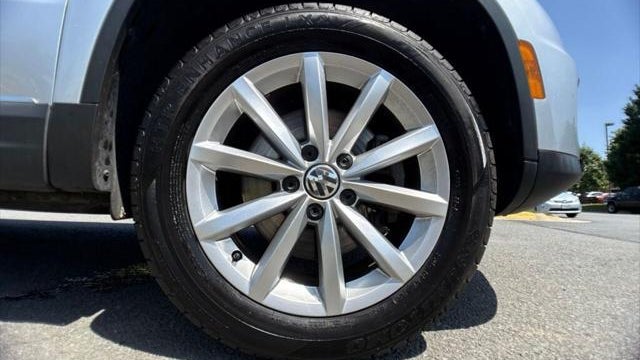 2017 Volkswagen Tiguan 2.0T Wolfsburg Edition 4Motion