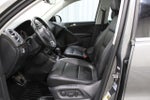 2017 Tiguan Thumbnail 3
