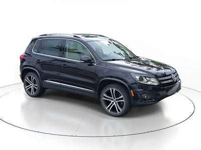 Photo of a 2017 Volkswagen Tiguan 2.0T SEL 4DR SUV for sale
