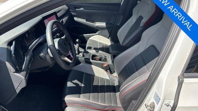 2022 Volkswagen Golf GTI SE