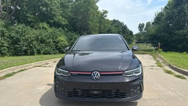 2022 Volkswagen Golf GTI SE