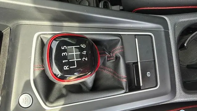 2022 Volkswagen Golf GTI SE