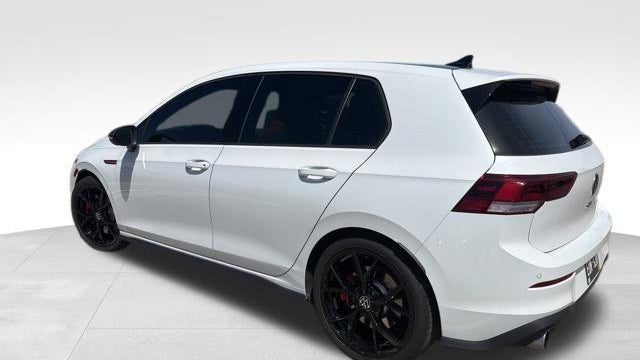 2024 Volkswagen Golf GTI 380 SE
