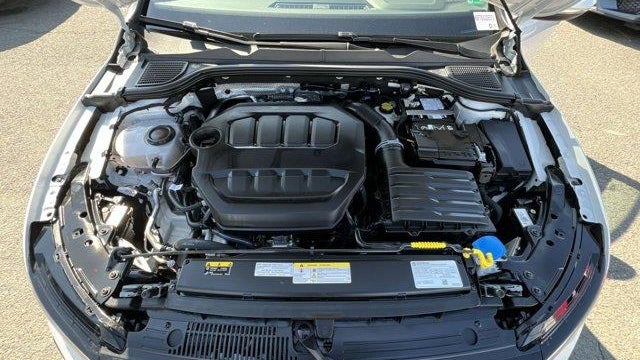 2025 Volkswagen Golf GTI SE