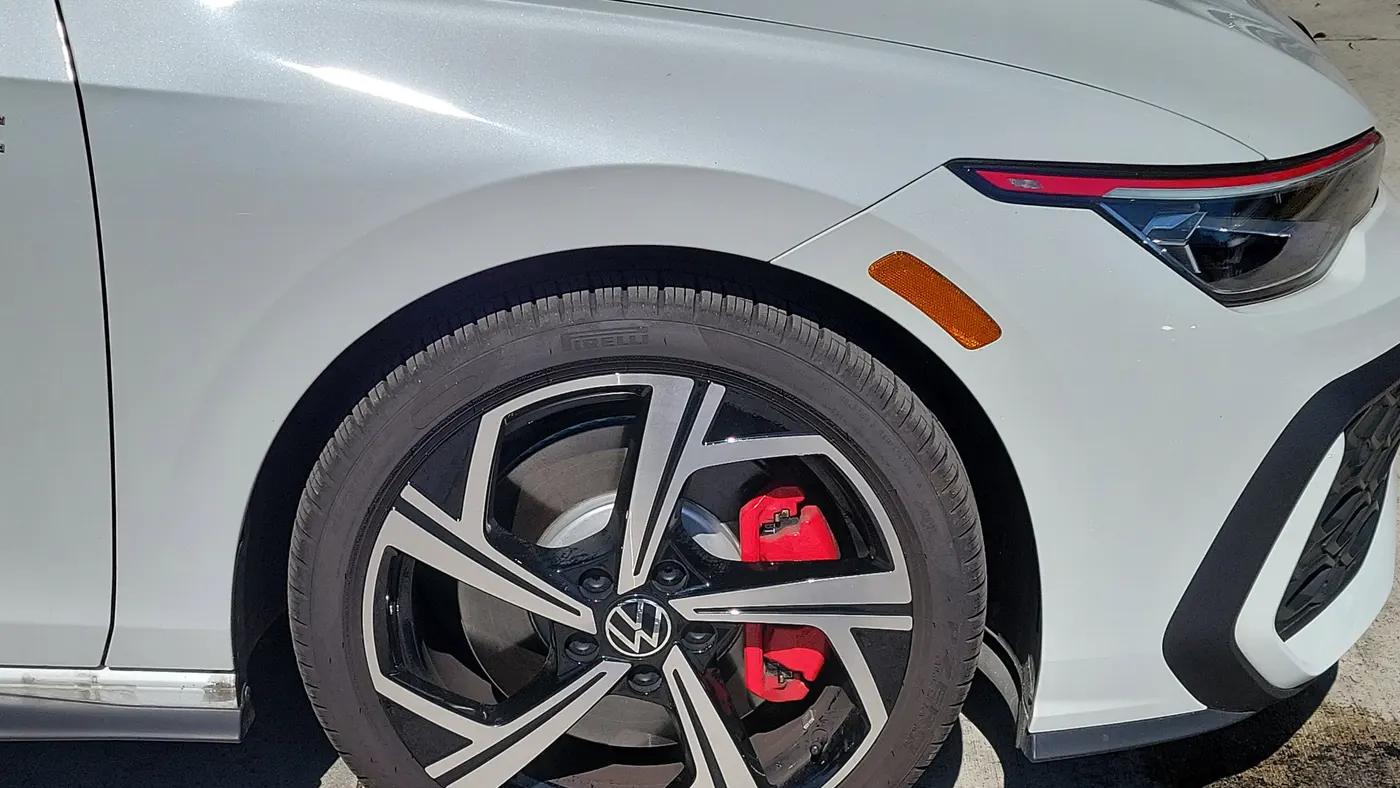 2025 Volkswagen Golf GTI SE