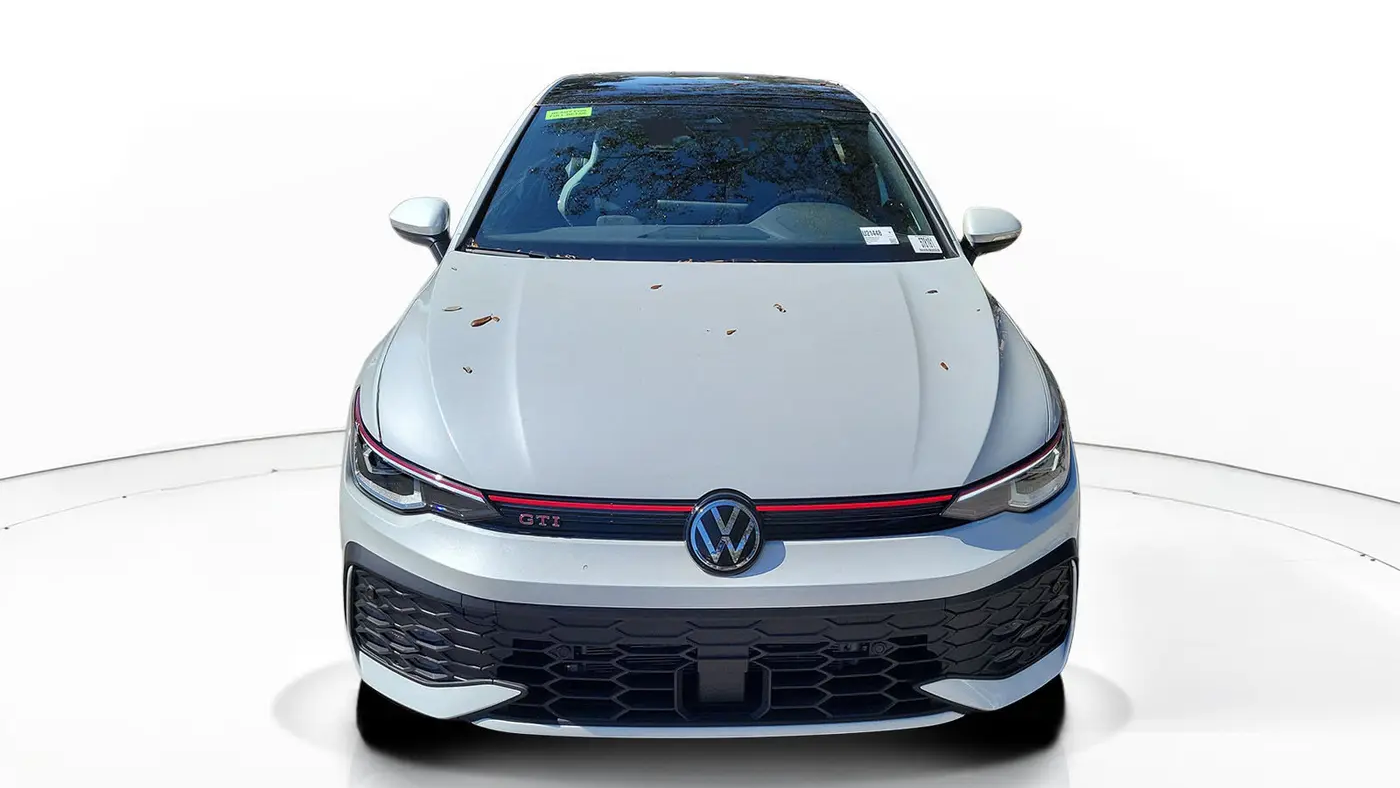 2025 Volkswagen Golf GTI SE