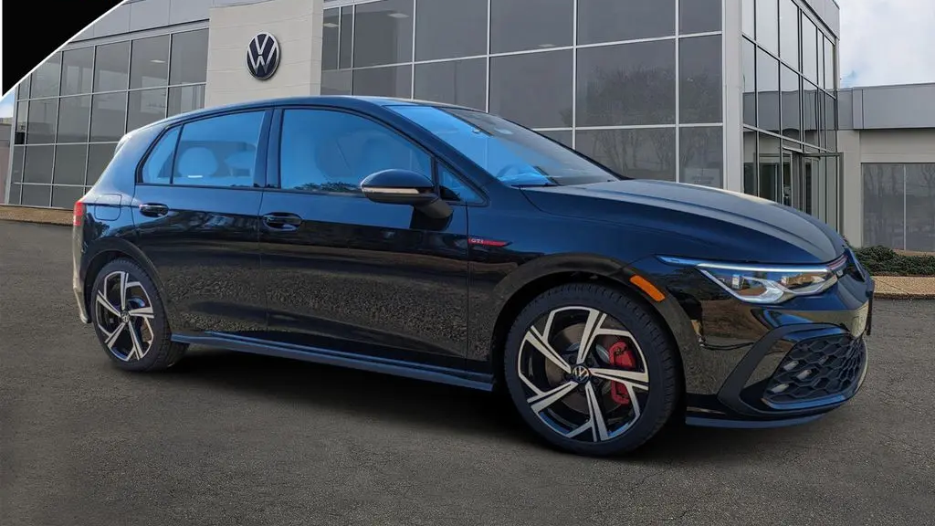 Preowned 2024 Volkswagen Golf GTI SE for Sale