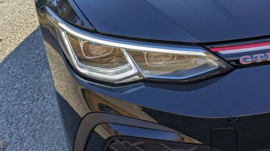 2024 Volkswagen Golf GTI SE