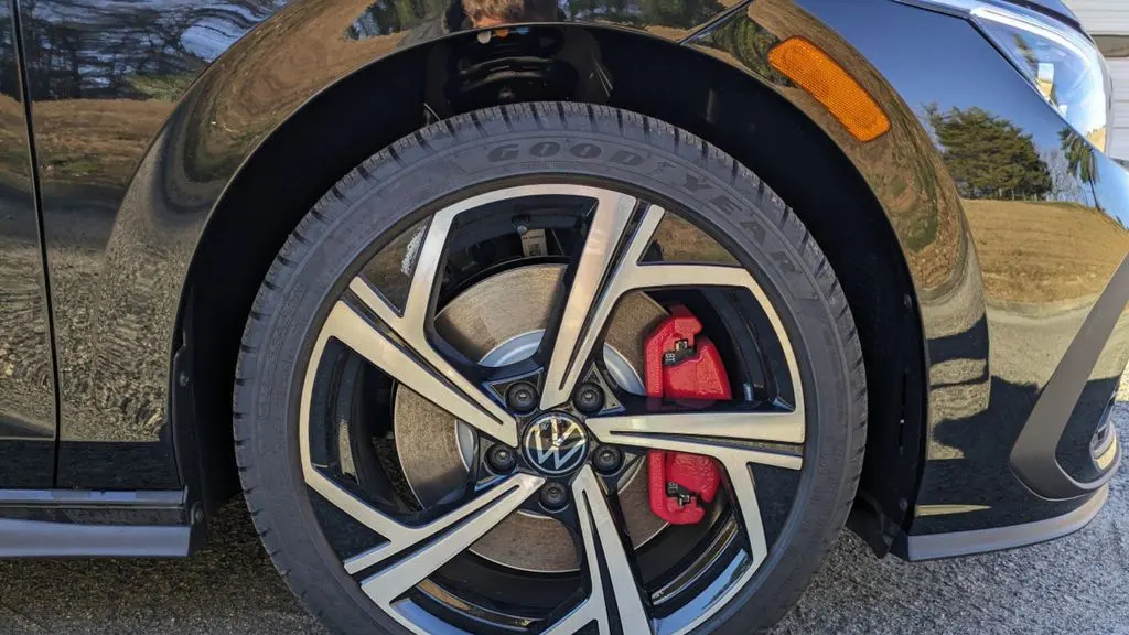 2024 Volkswagen Golf GTI SE