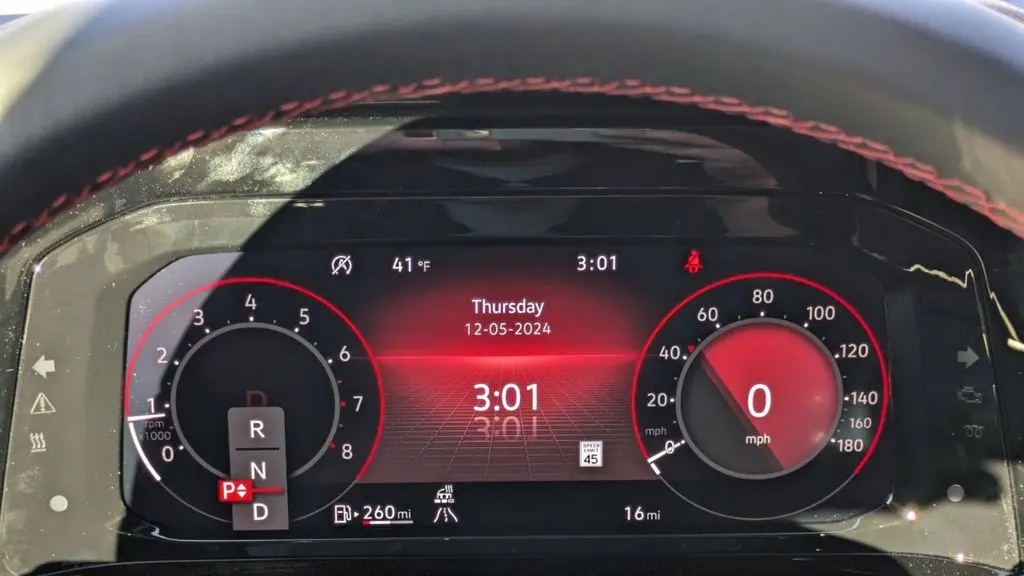 2024 Volkswagen Golf GTI SE