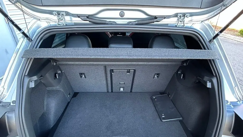 2025 Volkswagen Golf GTI SE