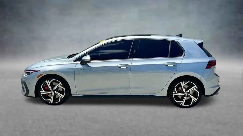 2025 Volkswagen Golf GTI SE