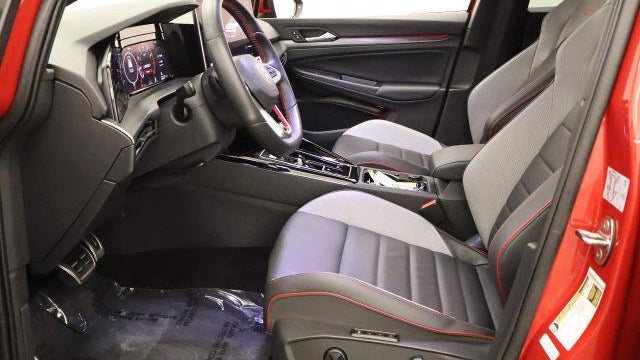 2025 Volkswagen Golf GTI SE