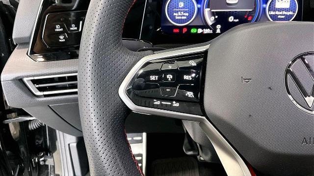 2024 Volkswagen Golf GTI SE