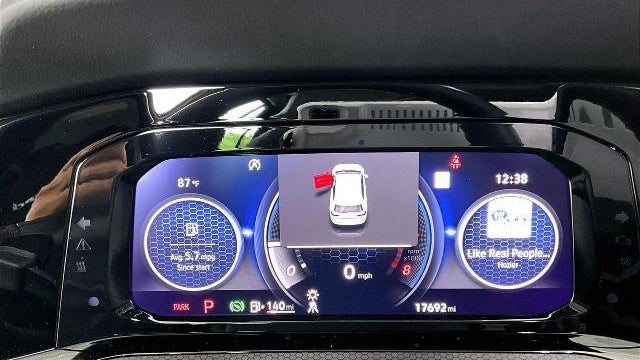 2024 Volkswagen Golf GTI SE