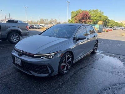 2025 Volkswagen Golf GTI SE 4DR Hatchback