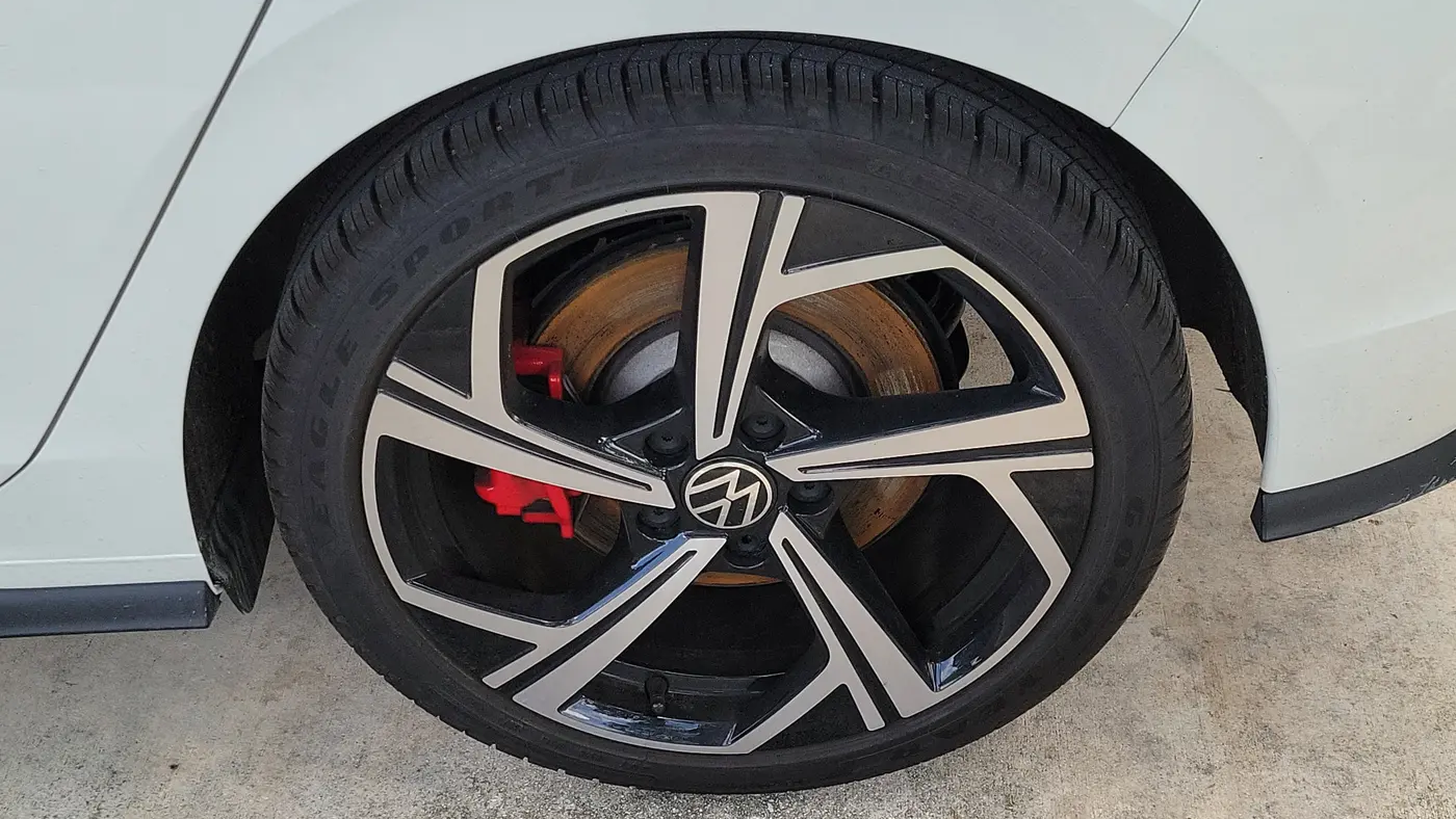 2024 Volkswagen Golf GTI SE