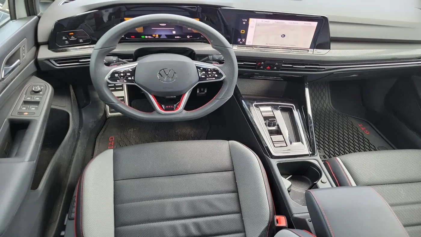 2024 Volkswagen Golf GTI SE