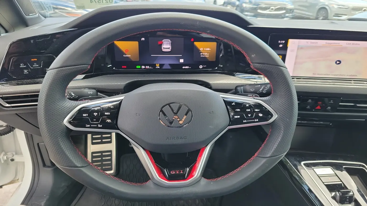 2024 Volkswagen Golf GTI SE