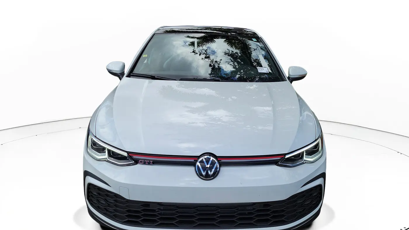 2024 Volkswagen Golf GTI SE