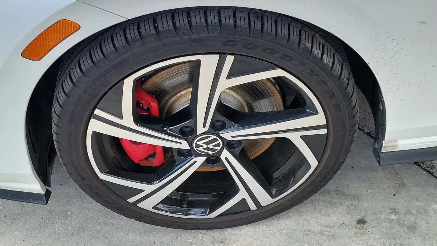 2024 Volkswagen Golf GTI SE