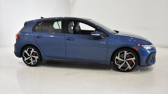 2025 Volkswagen Golf GTI SE