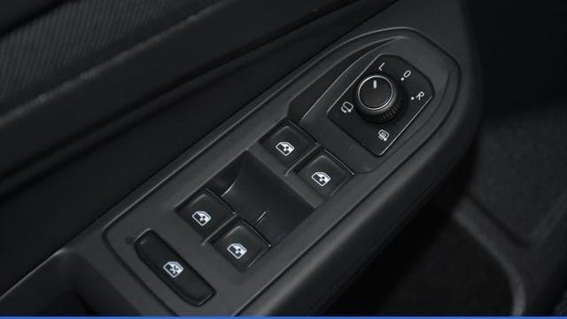 2025 Volkswagen Golf GTI SE