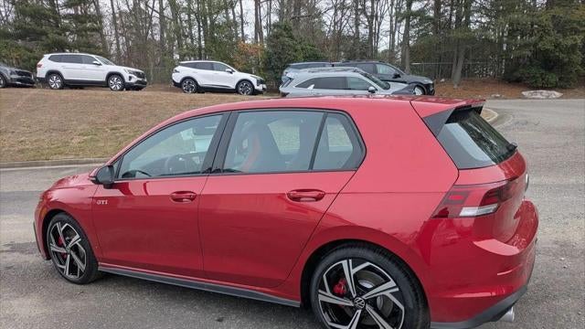 2026 Volkswagen Golf GTI SE