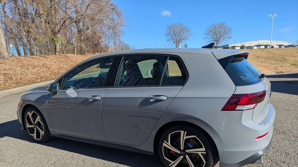 2026 Volkswagen Golf GTI SE