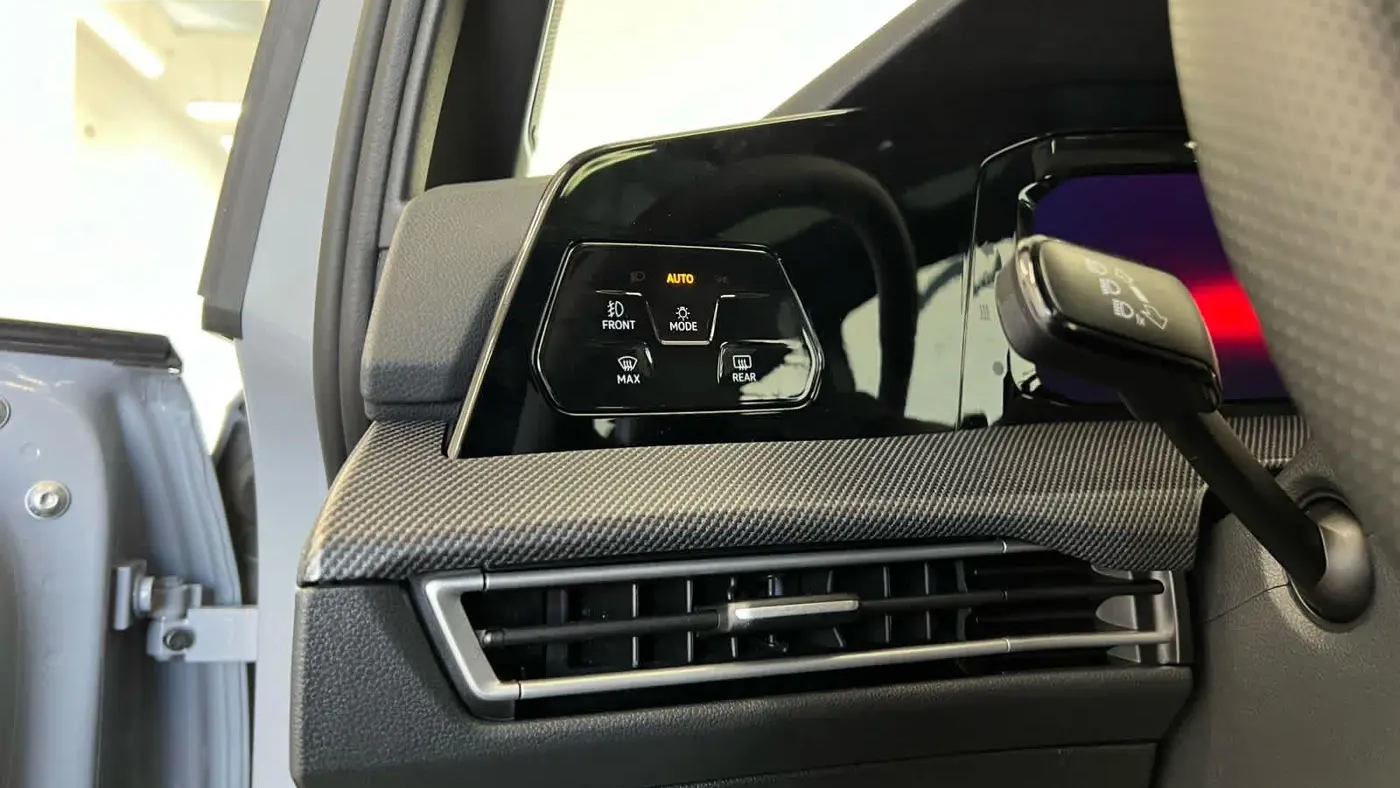 2026 Volkswagen Golf GTI SE